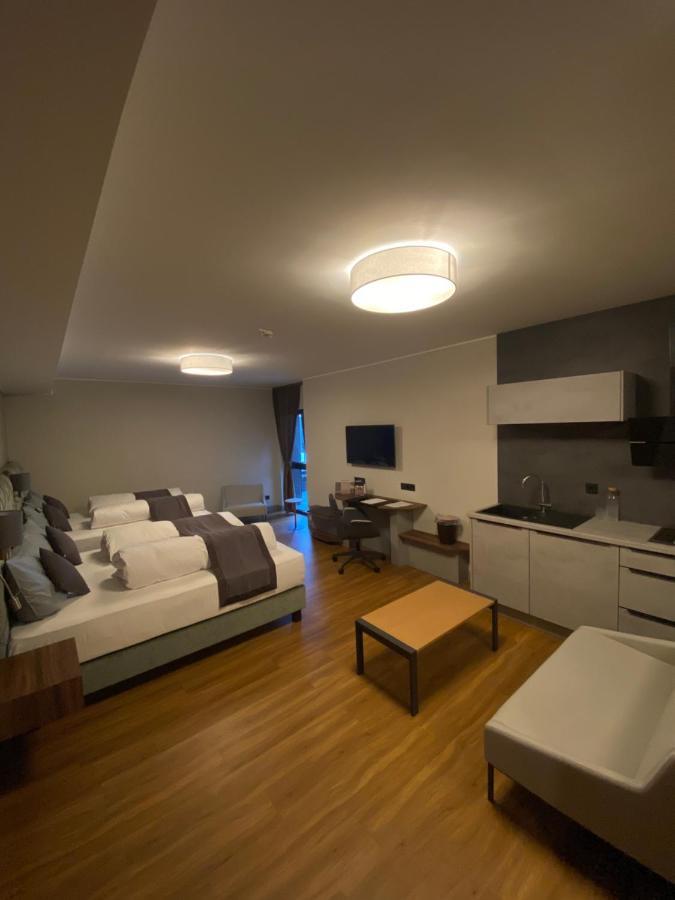Intergroup Business & Design Hotel Ingolstadt Kosching Екстер'єр фото