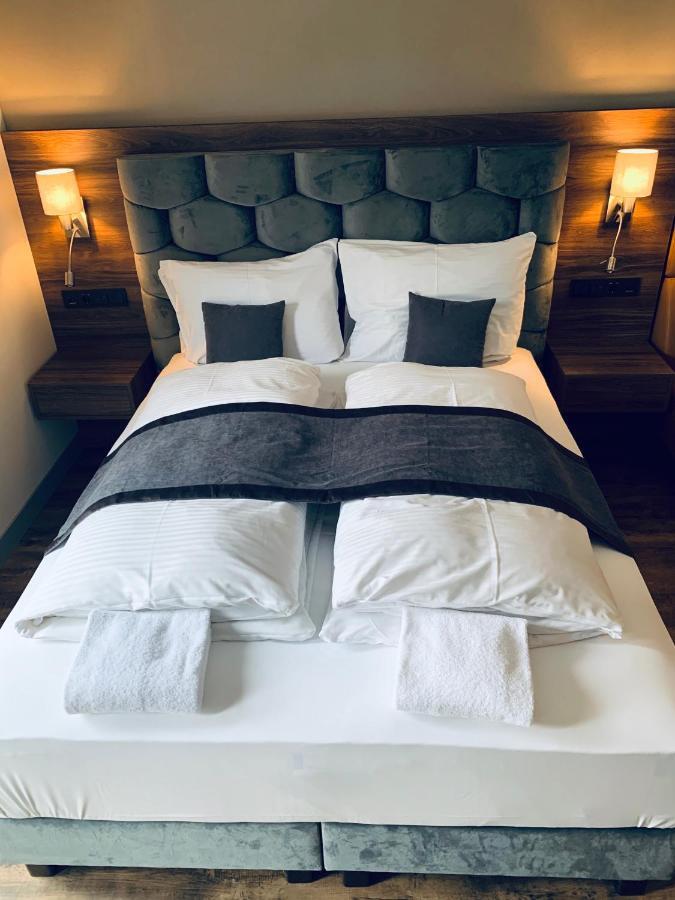 Intergroup Business & Design Hotel Ingolstadt Kosching Екстер'єр фото